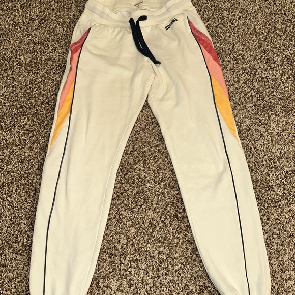 Rip Curl Cream Joggers with Vibrant Side Stripe - Picture 2 of 5